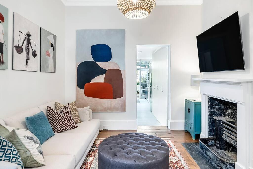 Ideal Location 3 Bdr Paddo Terrace Parking & Pets Holiday home Sydney