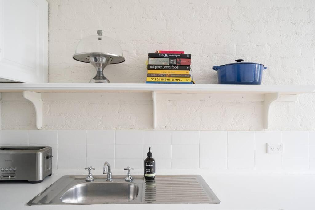 Ideal Location 3 Bdr Paddo Terrace Parking & Pets Sydney