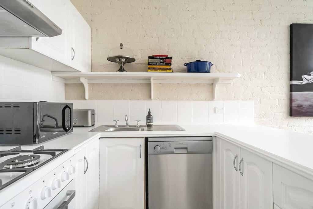 Holiday home Ideal Location 3 Bdr Paddo Terrace Parking & Pets Sydney