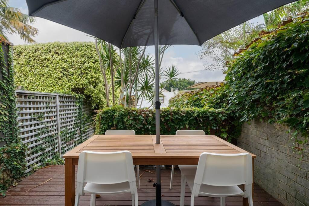 Ideal Location 3 Bdr Paddo Terrace Parking & Pets * Sydney